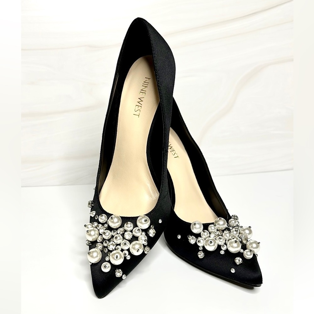 NINE WEST— Pearl & Diamond Heels